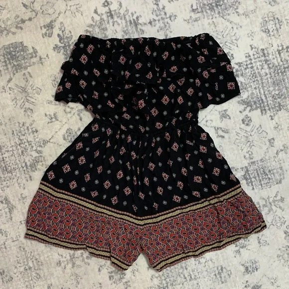 Hollister Black Strapless Patterned Romper XS - Picture 7 of 10